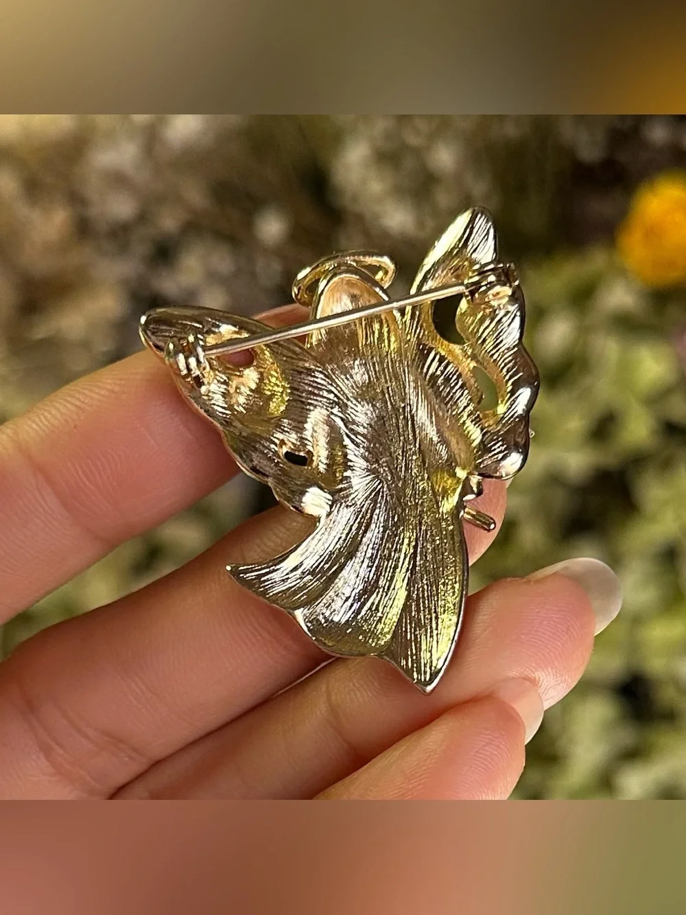 Vintage Gold-tone Angle Brooch